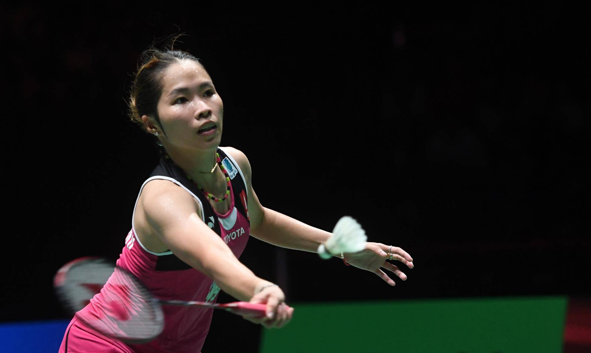 与礼貌之间 与礼貌之间